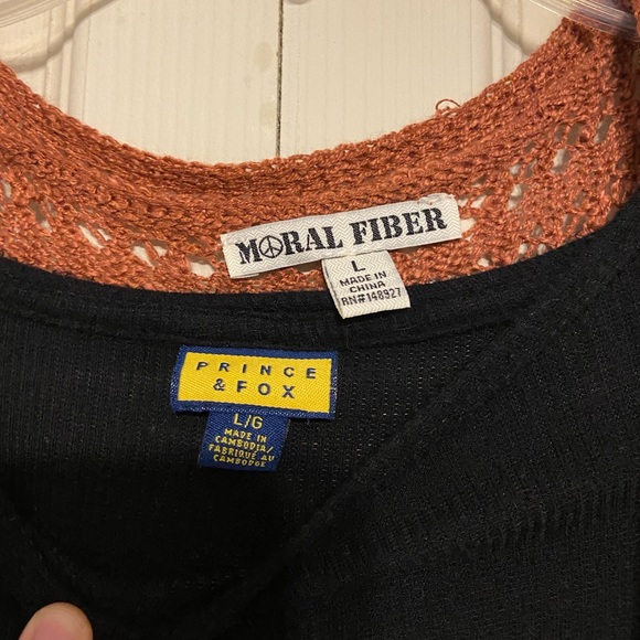 Rusty Orange Lace Cardigan w/ shirt - Picture 2 of 6